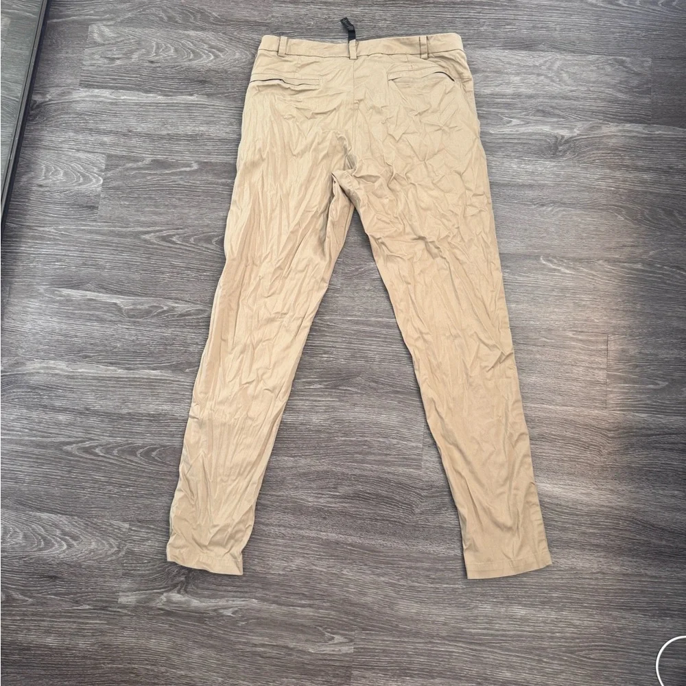 lululemon athletica Men's Commission Pants size 34 khaki